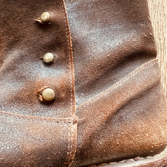 Fiorentini and Baker Three Button Brown suede and leather boots 40 - Picture 4 of 10